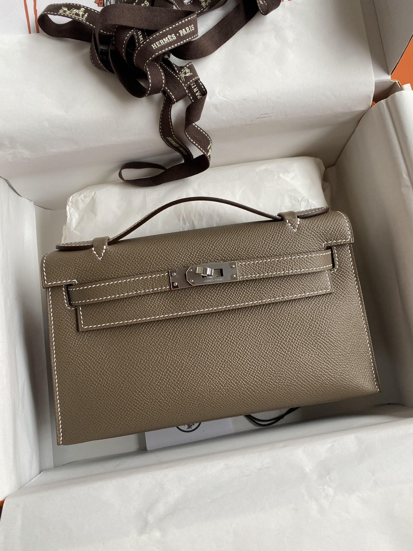 Hermes Mini Kelly Pochette 22cm Bag In Etoupe Epsom Leather